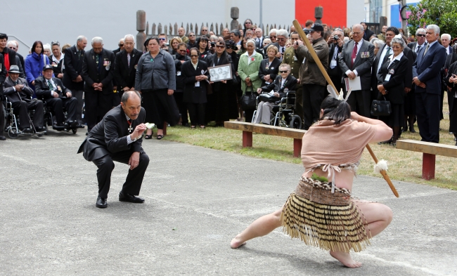 Pōhiri at Pipitea Marae