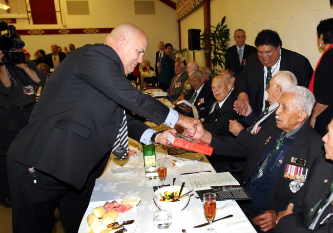 Presentation of the Official History
