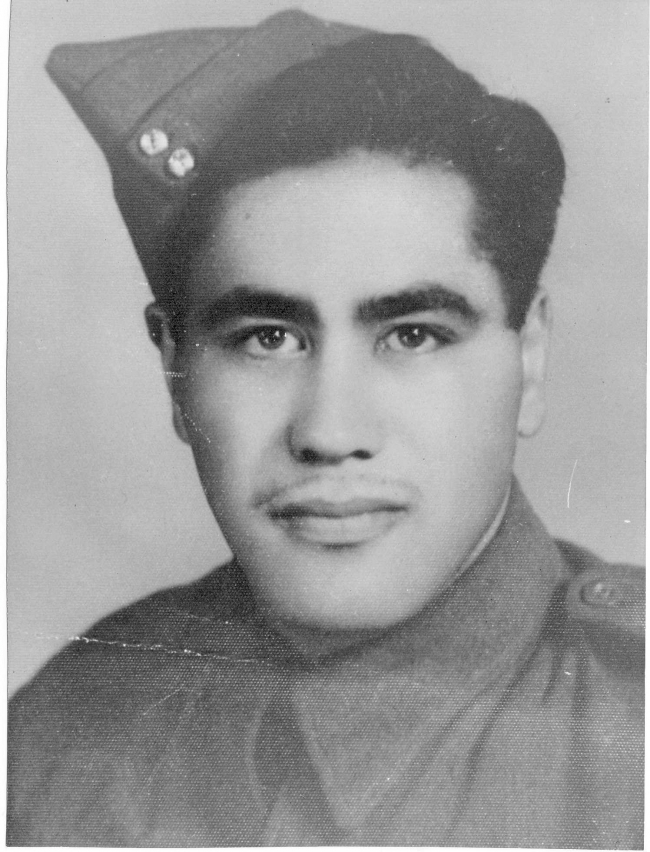 C Apanui