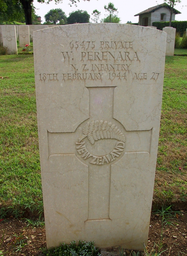 Grave of William Perenara