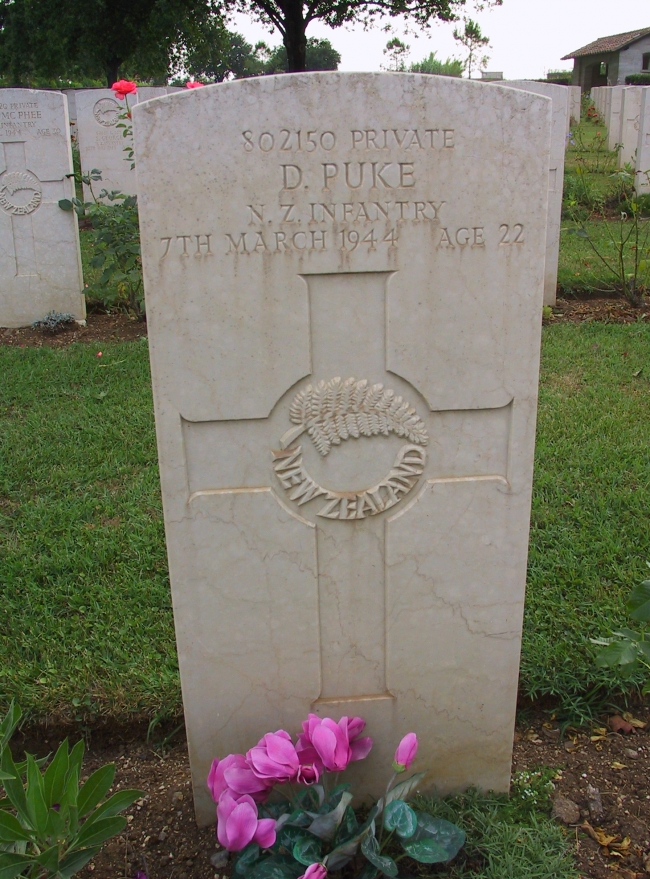 Grave of Pte D Puke