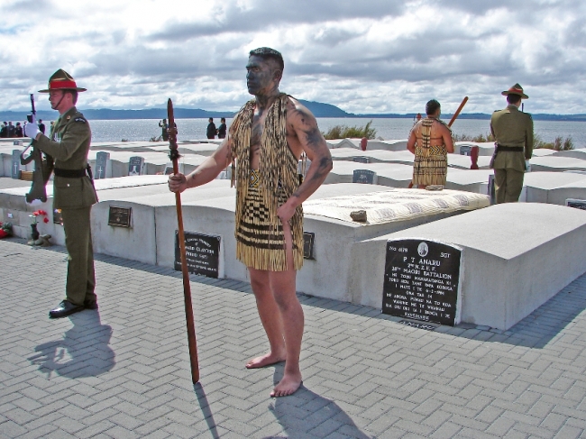 Honour Guard at tomb of L/Sgt Haane Manahi 2007