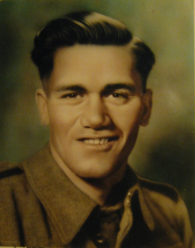 Poi Hakena (Jackson) Phillips - D Coy - Reg.No.800875