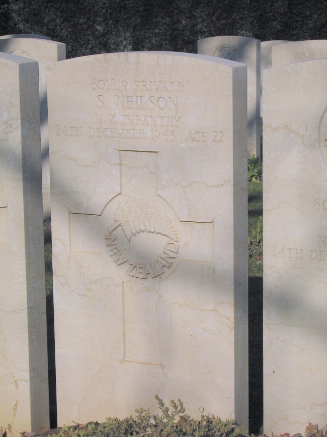 Sidney Neilson's grave