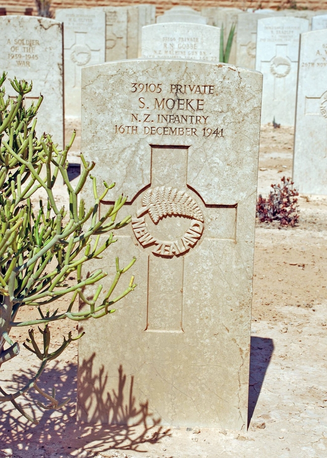 Sam Moeke's grave