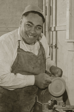 Paul Waenga