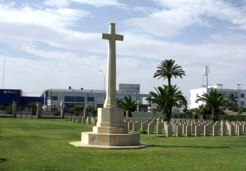 Cross of Remembrance, Sfax War Cemetery