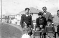 Joe Angell with Ned Nathan and whānau