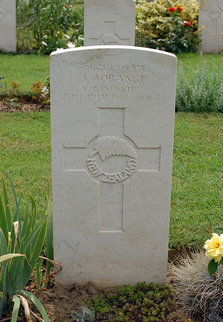 John Aorangi's grave