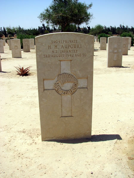 Hemi Hemara Aupouri's grave