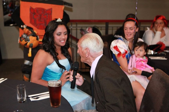 Archie sings to his mokopuna