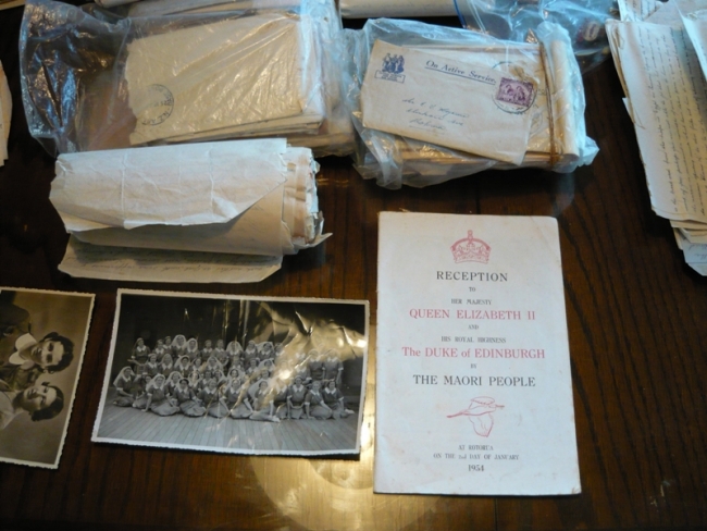Hayward couple's wartime letters and sundries.  