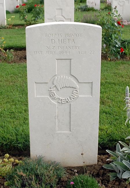 Dave Heta's grave