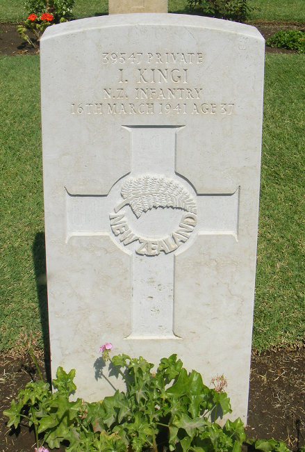 Ike Kingi's grave