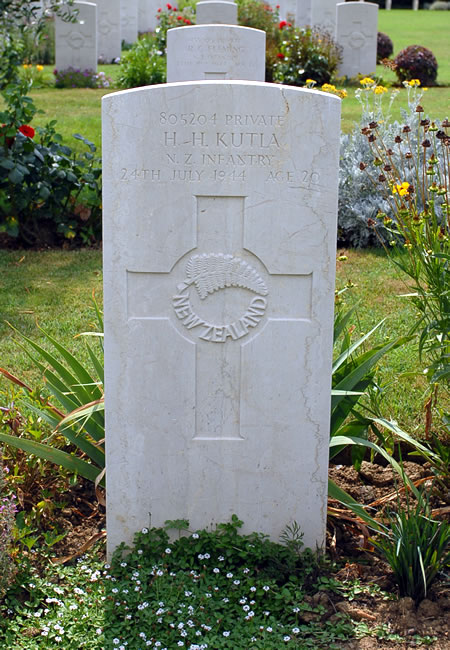 Henare Hapi Kutia's grave