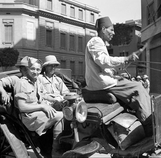 Māori soldiers on leave in Cairo