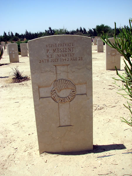 Peter Messent's grave