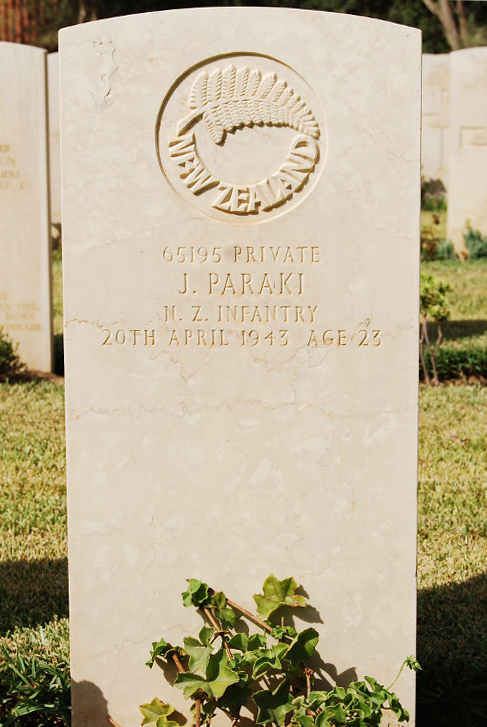 Jack Paraki's grave