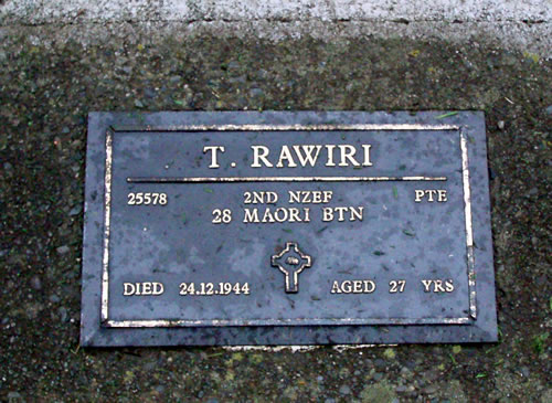 Taki Rawiri's grave at Taumarunui (Tawhata) Māori Cemetery