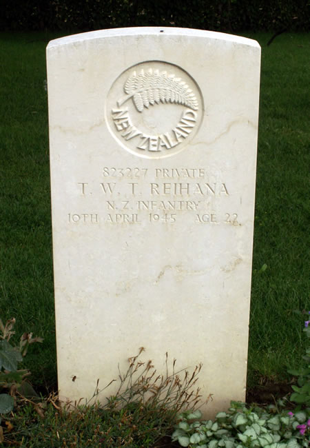 Taare Wetere Te Kahu Reihana's grave