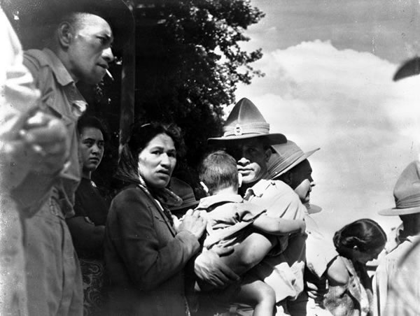 Māori reinforcements leave Rotorua, 1944