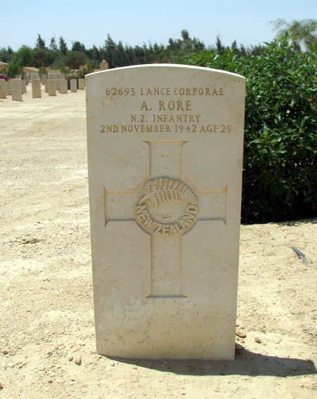 Akuhata Rore's grave