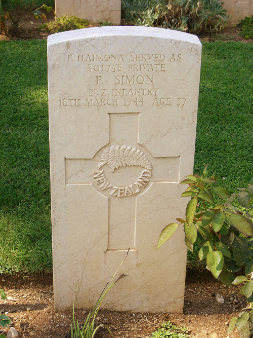 Peter Simon's grave