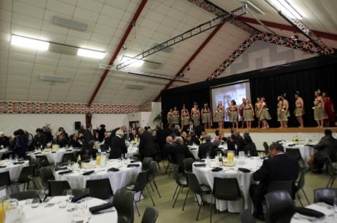 Ngāti Poneke entertain guests
