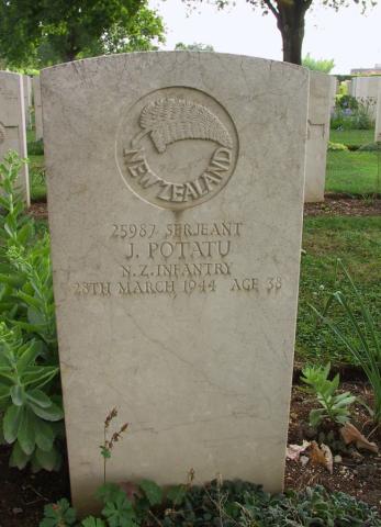 Grave of 25987 Sgt John Potatu