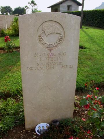 Cpl T Wetini's grave