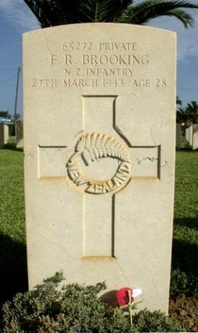 Frank Brooking's grave
