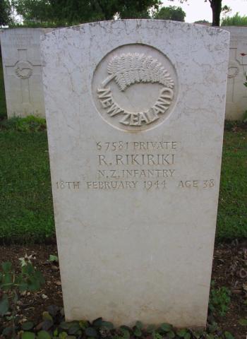 Grave of Pte R Rikiriki