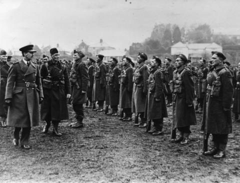 Dyer reviews D Company 1940