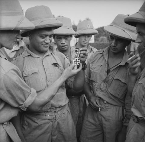 Displaying an iron cross, Egypt