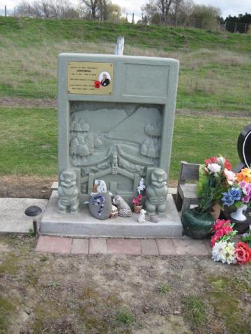 Dempsey H.T. Greening grave in Pakiaka Urupa