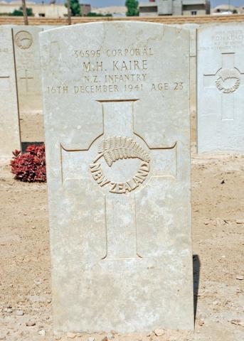 Monehu Kaire's grave