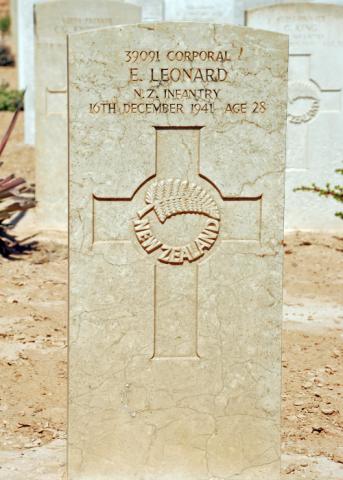 Edward Leonard's grave