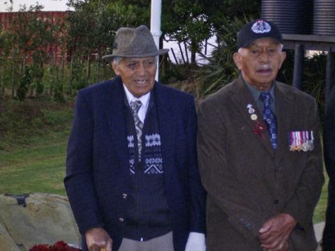 Hekiheki Wikeepa & Te Puhi Patara