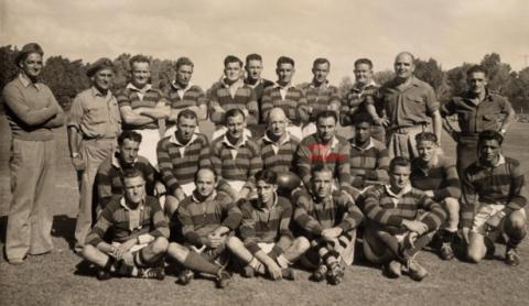Arda Hakaraia and an army rugby team