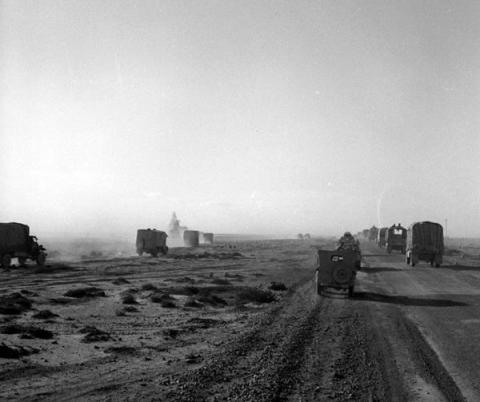 Desert convoy, 1942