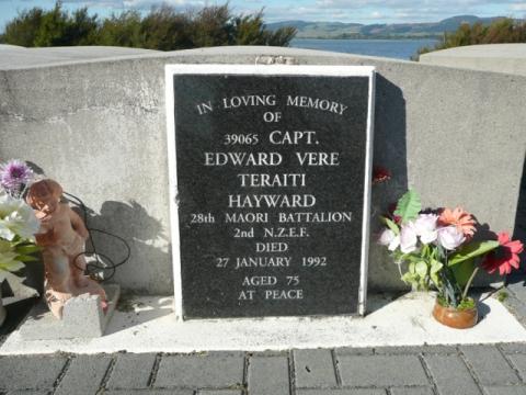 Captain Edward Vere Hayward's grave along side his brothers..