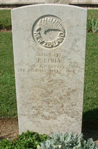 Paihana Epiha's grave