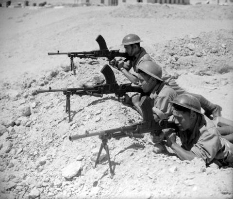 Bren Gun training at Maadi, Egypt