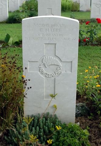 Edward Haere's grave