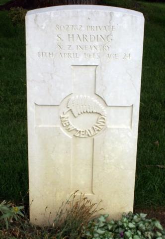 Stewart Harding's grave