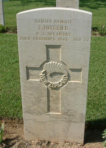 Jack Hotere's grave
