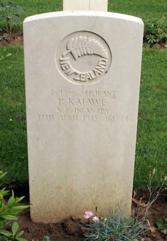 Robin Kaiawe's grave