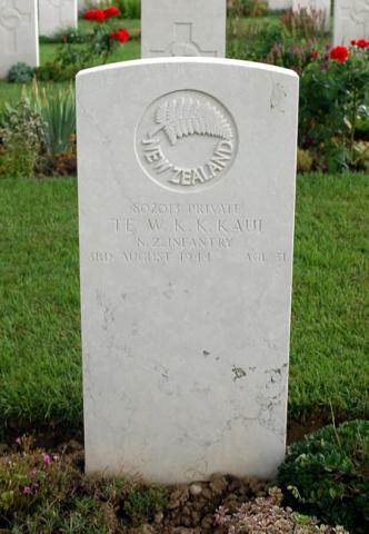 Te Whanau Kangaro Kitepo Kaui's grave