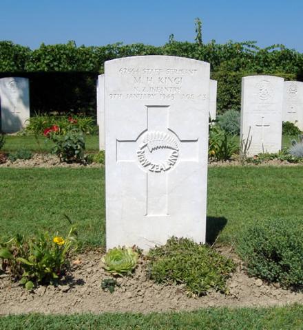 Mangu Herbert Kingi's grave