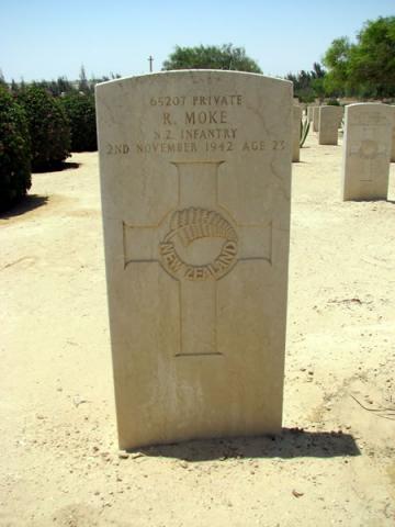 Robert Moke's grave